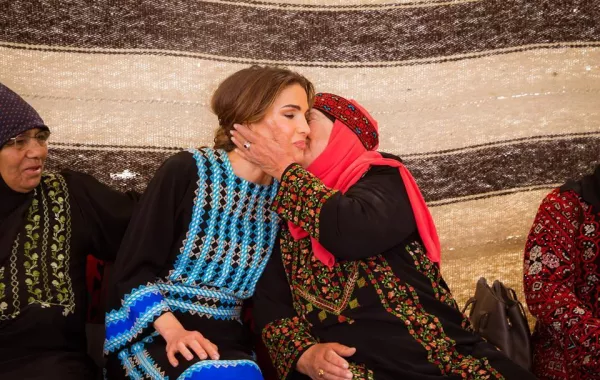 الملكة رانيا تفتتح مركز زها الثقافي في محافظة المفرق