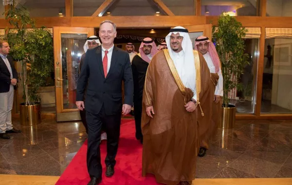 "نائب أمير الرياض" يحضر حفلَ سفارة أمريكا بمناسبة العيد الوطني