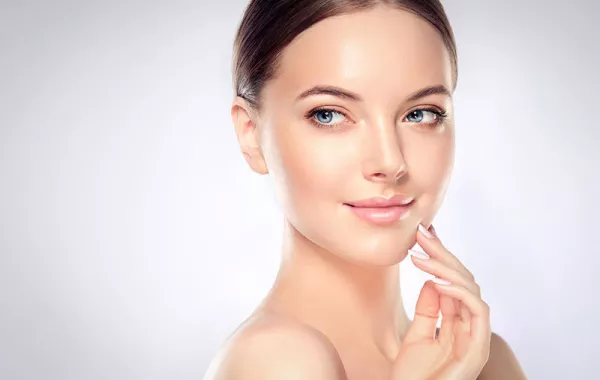 أفضل مكون طبيعي لشد وتبييض البشرة