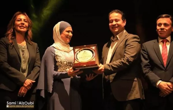 تكريم الفنانة الأردنية رانيا فهد.jpg