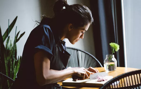 أصغر فائزة بجائزة "أفضل شيف في العالم"