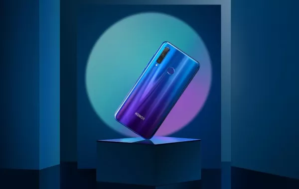 هاتف HONOR 10i بألوان استثنائية لالتقاط صور احترافية