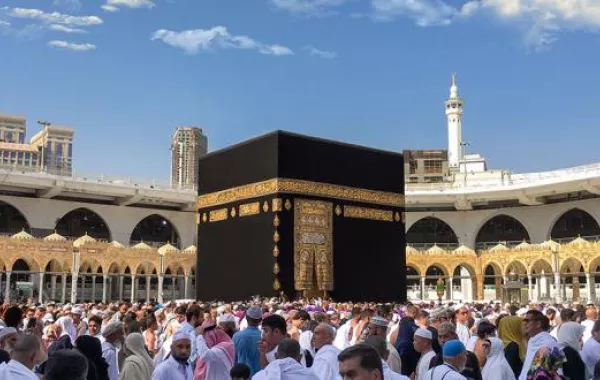 أكاديمية الحجاج والمعتمرين تطلق برنامجًا لدافعي العربات