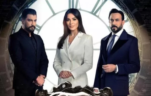 "خمسة ونص" الحلقة 3... الغموض بدأ ينقشع والنهاية تبشر بولادة قصة حب