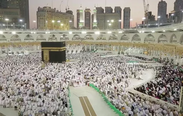 بالفيديو.. الأمن العام يُوضّح الخطوات اللازمة لتجنّب فقدان المعتمرين أطفالهم