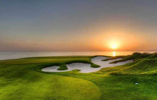 الموج للجولف يحتل المركز الثاني كأفضل ملعب جولف بالشرق الأوسط