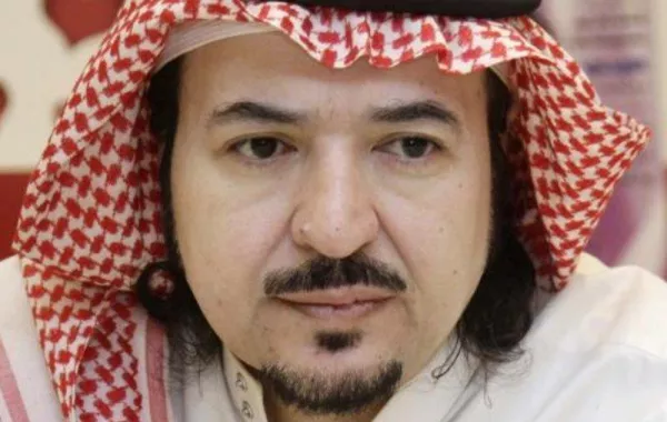 ابن الفنان خالد سامي يبشر بخروج والده من المستشفى.. وينقل عنه رسالة لجمهوره