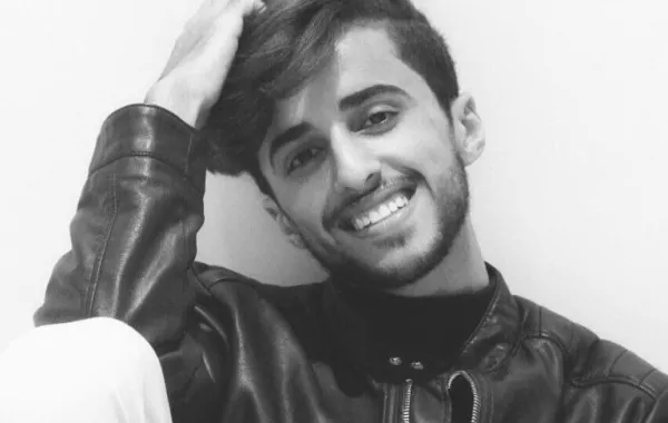 الموديل عبد اللطيف المطيري لـ"سيدتي": مجتمعي يرى مهنة الموديل تشبّهًا بالنساء.. وهكذا أردُّ عليهم!