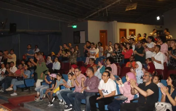 افتتاح عرض بيت الأشباح في القاهرة