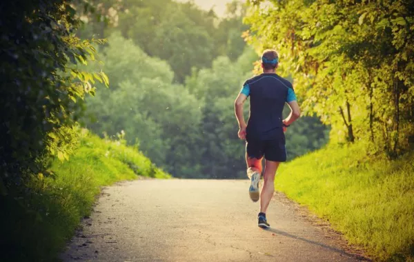 علماء يكشفون الشرط الأساسي للوصول إلى عمر مديد