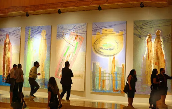 وزيرة الثقافة تفتتح بينالي القاهرة الجولي في دورته الـ13