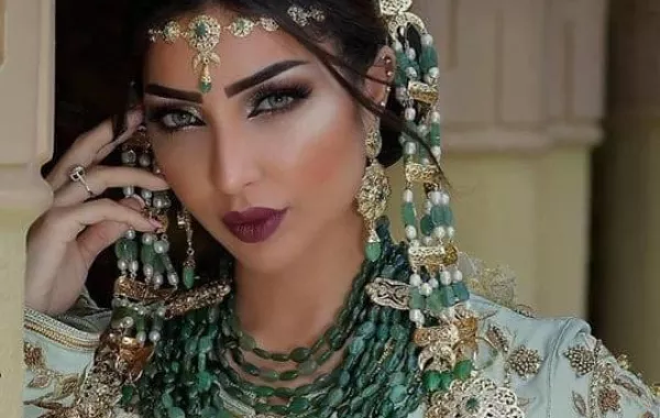 دنيا بطمة تغني في مهرجان طانطان