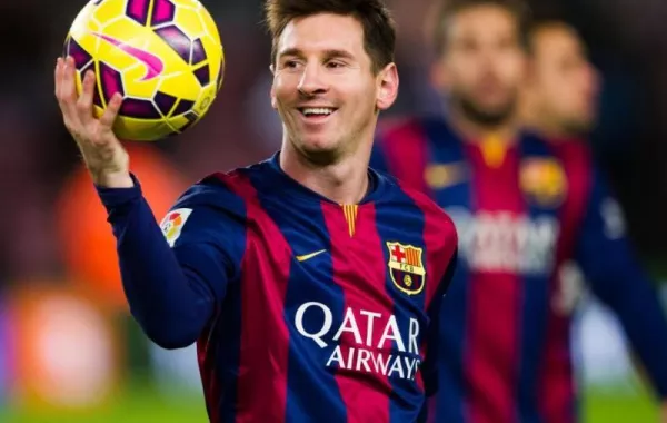 محمد صلاح ثاني أغلى لاعب كرة قدم في أوروبا.. فكم مرتبة ميسي ونيمار ورونالدو؟