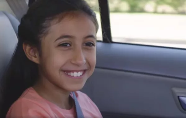 «بسمة».. أول طفلة سعودية ترافق اللاعبين في نهائي «أبطال أوروبا 2019»