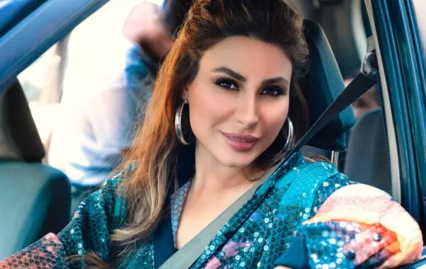 يارا تتحدث لـ"سيدتي" عن رأيها بمهنة سائقة التاكسي وهذا ما تفعله في زحمة السير