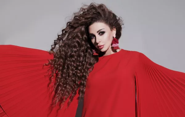 بالتفاصيل: هل تتسبب ميريام فارس في الإطاحة بهاني شاكر من مقعد نقيب الموسيقيين؟