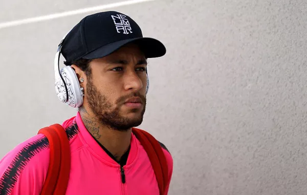 برشلونة يعلق رسميًا على موافقة نيمار الشفهية على العودة