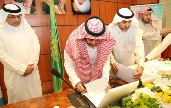مؤسسة أفريقيا غير العربية توقع اتفاقية "الحج الأخضر" لتطوير بيئة مخيماتها بالمشاعر