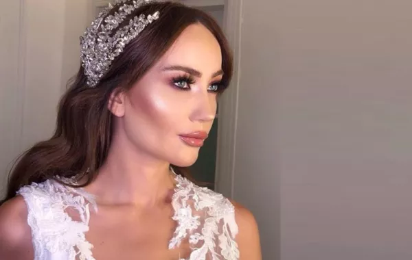 مكياج عيون للعروس 2019 بالألوان الترابية