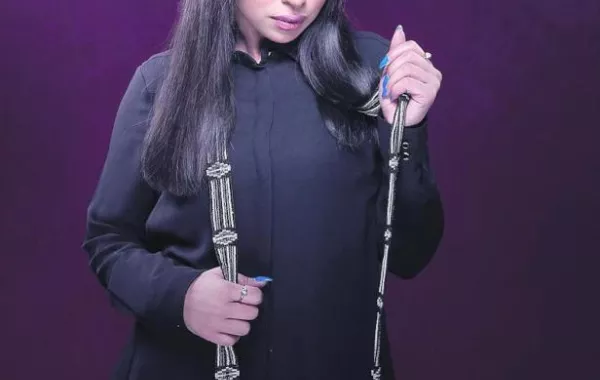 هند البلوشي تقدم "وي وي" باللون العراقي للمرة الأولى