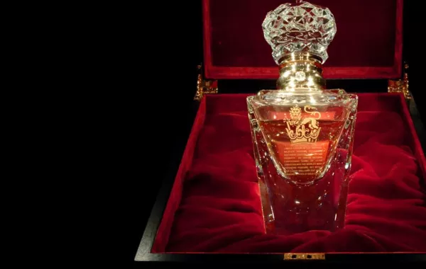 أغلى عطر في العالم... تعرفي الى مكوناته