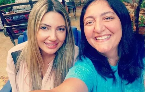 أنجيلا بشارة تدافع عن وائل كفوري ومحاميها أشرف الموسوي يكشف عن نهاية سعيدة