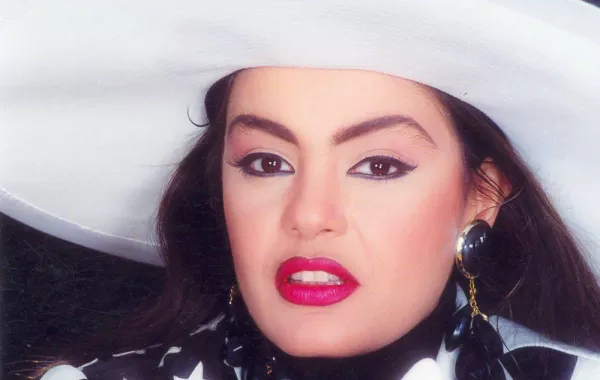 صور .. ظهور نادر لابنة شريهان الصغرى .. وهكذا أخفت ملامح وجهها