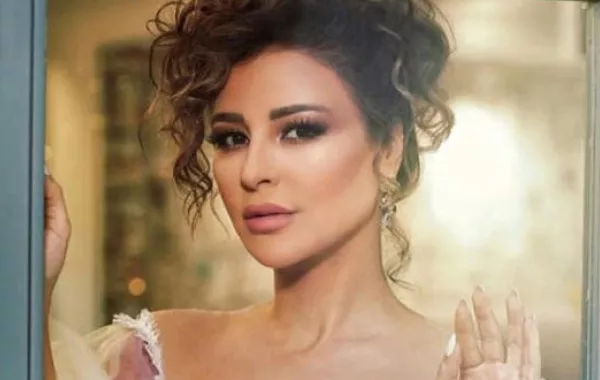 أول تعليق لـ ماغي بو غصن بعد إستئصال الورم من رأسها