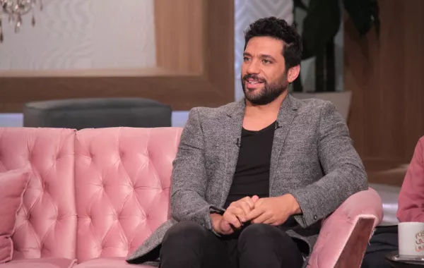 فيديو: حسن الرداد لم يتذوق وجبة واحدة من صنع زوجته إيمي سمير غانم