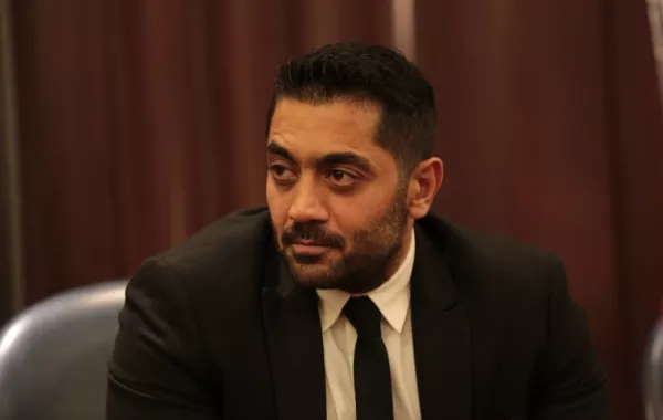 أحمد فلوكس يدافع عن طليقته هنا شيحة ويواجه غضب الصحافة المصرية