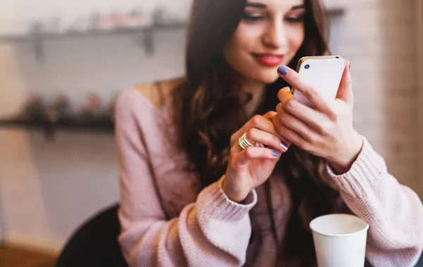 اقرأ كتابًا خلال 15 دقيقة مع تطبيق Blinkist 