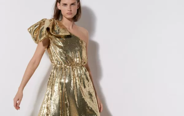 فساتين خطوبة من موضة أزياء ريزورت 2020