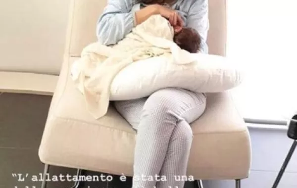 اليونيسف تختار نانسي عجرم وإبنتها ليا لتشجيع الرضاعة الطبيعية