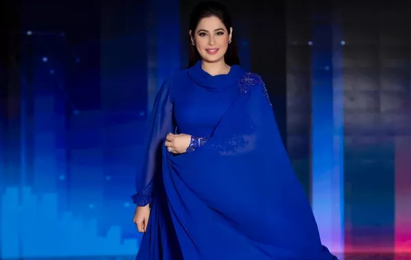 رؤى الصبان بفساتين سهرة لستوحي منها