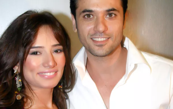 أحمد عز وزينة يشتبكان بالأيدي في معركة "نص الليل"