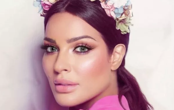 نادين نجيم تنشر فيديوهات واضحة لولديها هافن وجيوفاني 