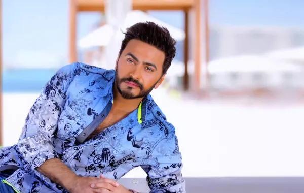 تامر حسني يعتذر من جمهوره .. الغاء حفل العيد في عمان بسبب فرقته الموسيقية