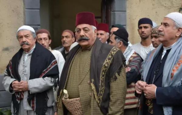 عملان على خارطة منتج " باب الحارة " فهل احدهما بديلاً للمسلسل الشهير ؟