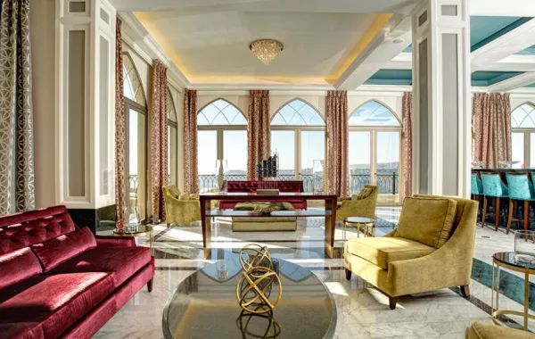 "براعم الكرز" في بحمدون ترحب بالسياح الخليجيين!