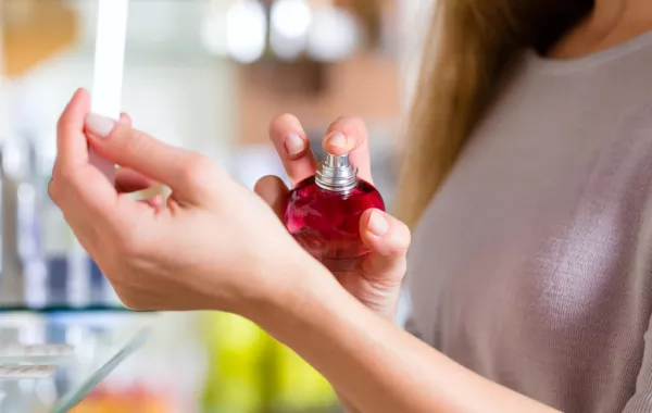 مجموعات عطور تناسب الفتاة المراهقة