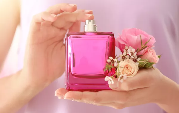 عطور فخمة للخريف بخلاصة الأزهار