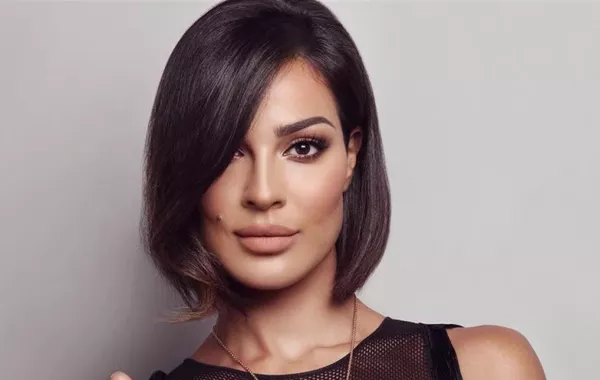 فيديو وصور: نادين نجيم تشعل حفل زفاف صديقتها نتالي نصر الله برقصات ساحرة