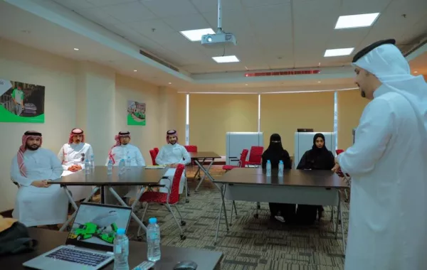 الشركة السعودية للخدمات الأرضية تطبق برنامج «تمهير»