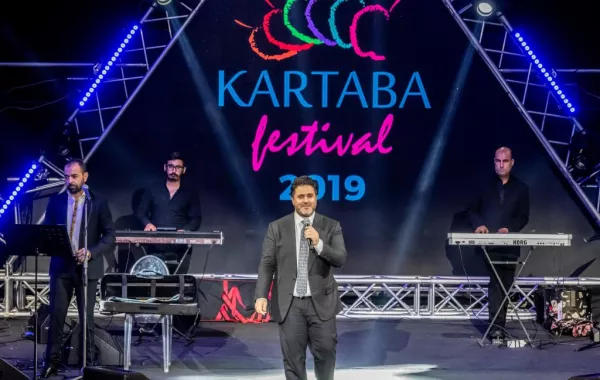 ملحم زين اختتم مهرجاناته في قرطبا وديو جمعه مع محمد خيري