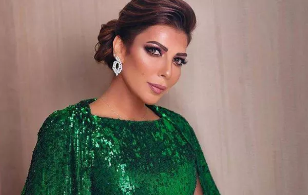 فساتين خضراء لليوم الوطني من وحي الفنانات العرب