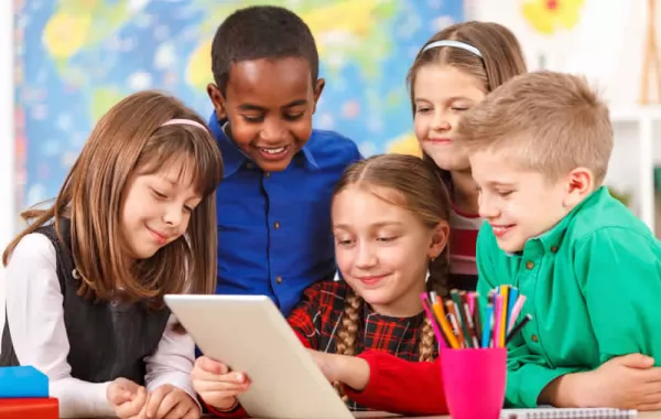 حكاية ما قبل النوم: مي وخديجة