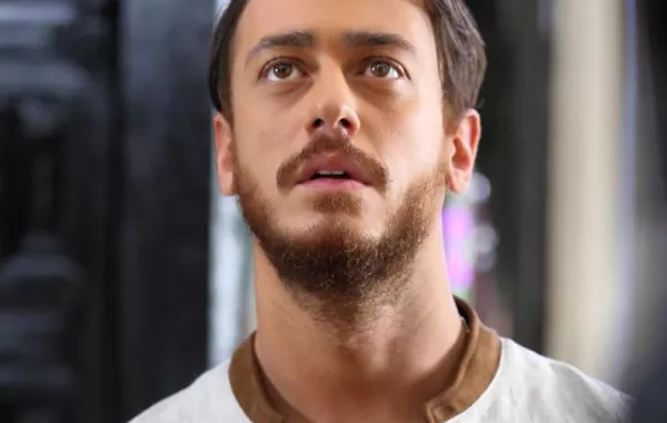 بعد أسابيع من "إنساي"... سعد  المجرد يستعد لإطلاق"يخليك ليلي"