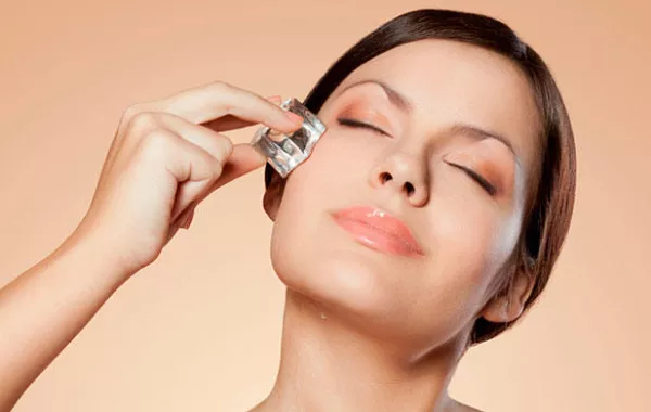 3 خطوات تخفي حبوب الوجه خلال يوم واحد