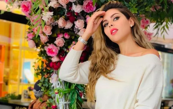 إطلالات سارة عبد العزيز..استوحي منها