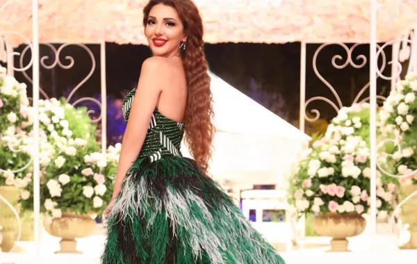 فساتين سهرة فاخرة من النجمات العربيات